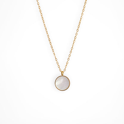 Cari Shell Pendant Necklace